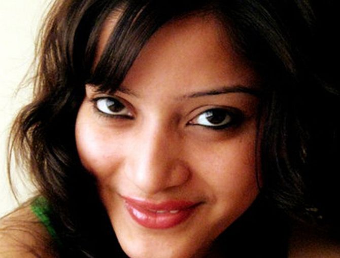 ‘The Indrani Mukerjea Story: Buried Truth’ Review: Shocking & Sensational Series Of Mayhem Murder!